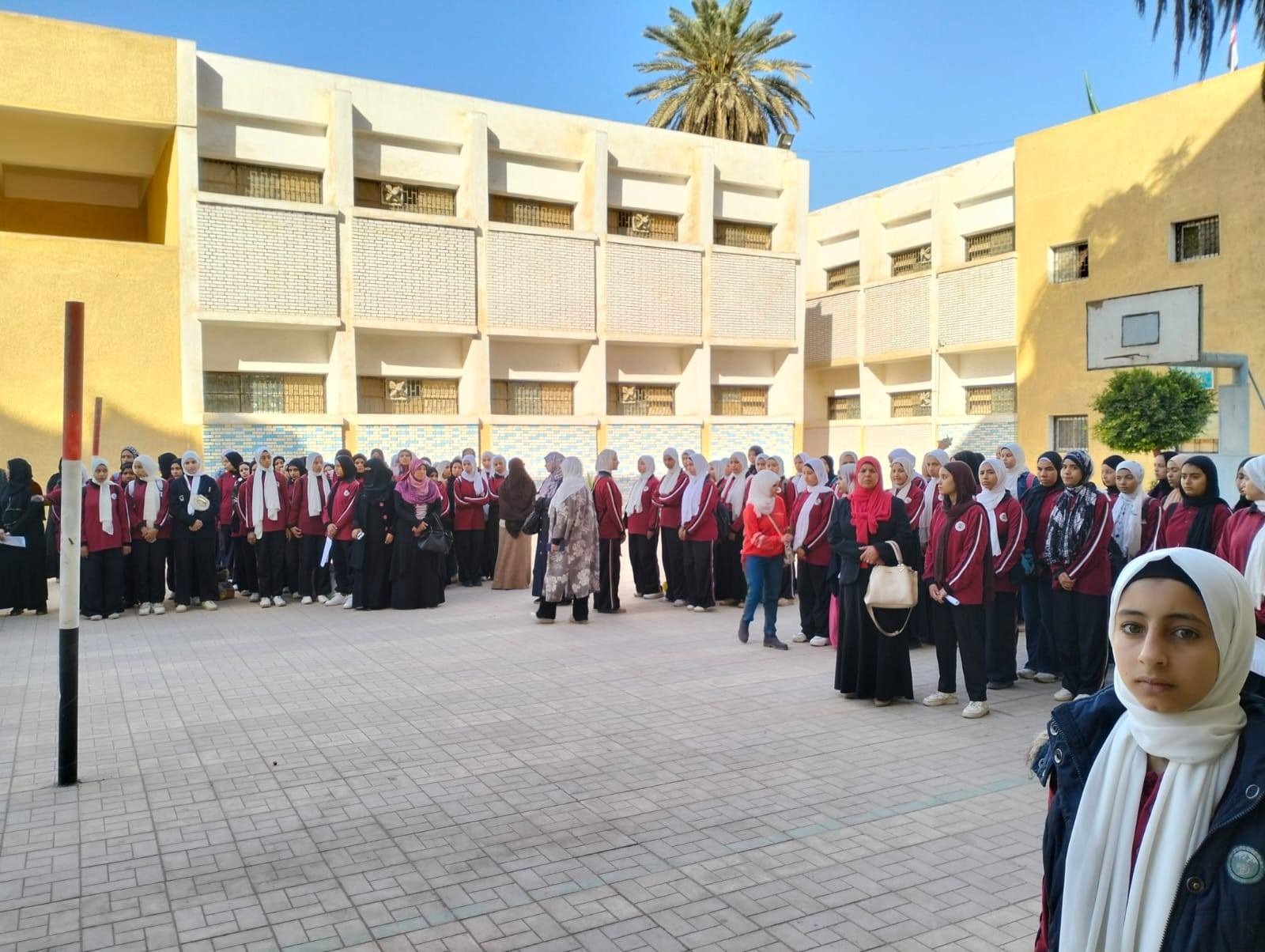492003181_1181912470392755_6048706156588861468_n مدير تعليم القليوبية ... يواصل جولاته الميدانية المفاجئة لمدارس إدارة القناطر الخيرية التعليمية