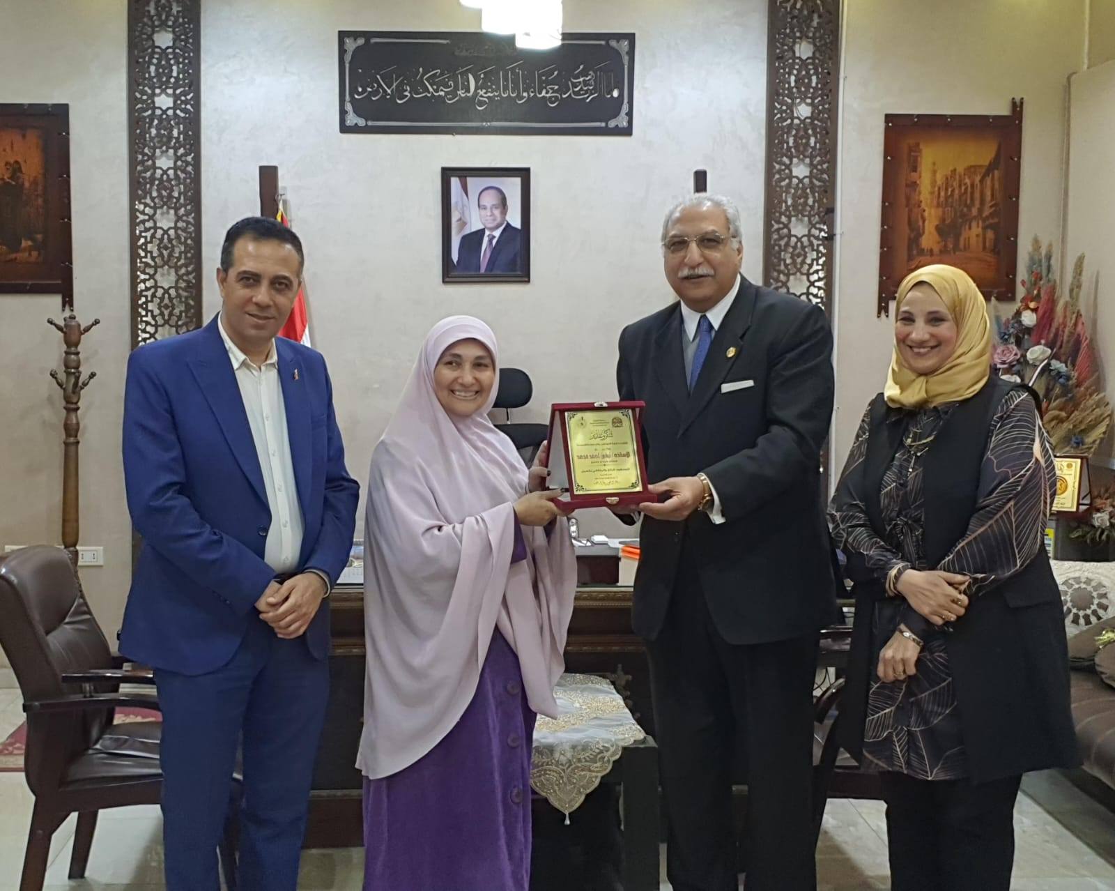 496817141_1204254154825253_4307330482009301136_n مدير تعليم القليوبية... يكرم مديري ووكلاء الإدارات والمعلمين المتميزين على مستوى المحافظة
