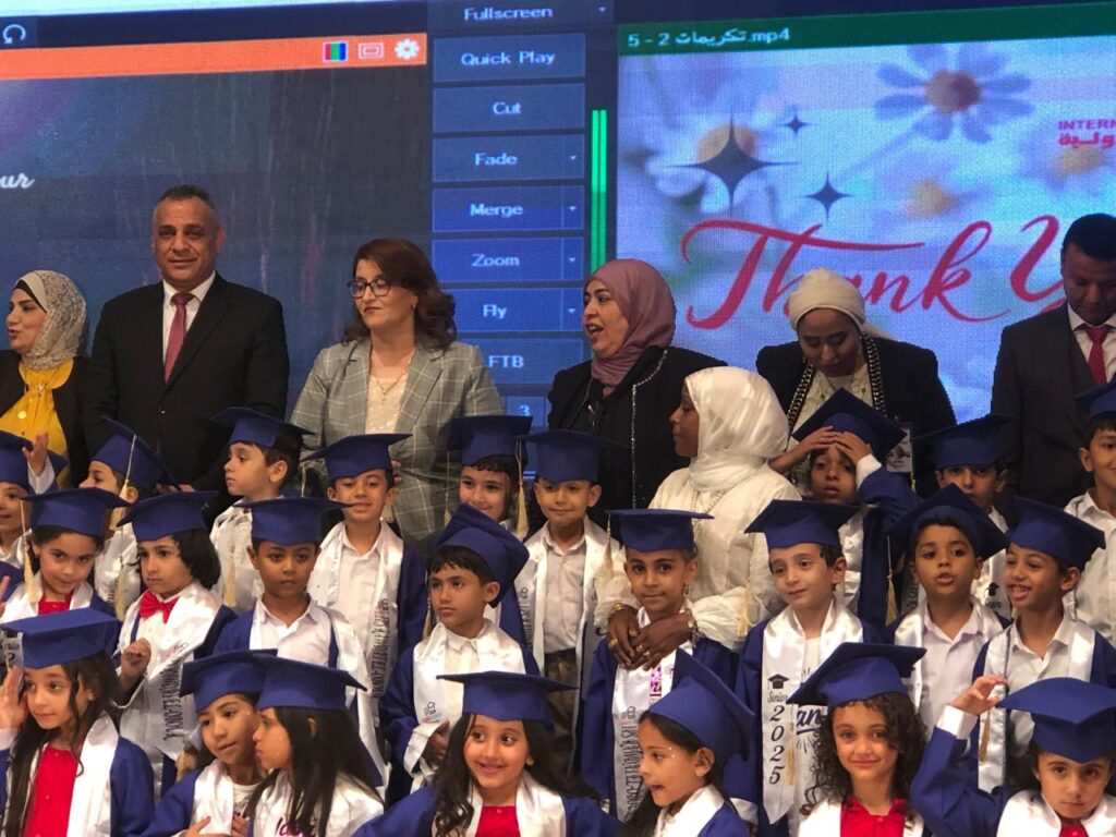 WhatsApp-Image-2025-05-30-at-8.48.03-PM-1024x768 مدير تعليم القليوبية يشهد حفل المدرسة الرسمية الدولية روضة العبور